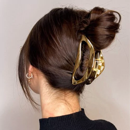 Grande Pince à Cheveux Dorée Clipstar Gold Luxe - Invisibobble - Image 2