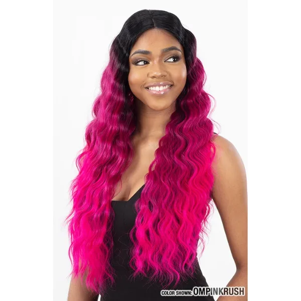 Perruque Loose Wave Triple Barrel Curl - Model Model - Image 4